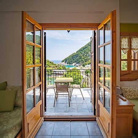 Olive House In Damouchari With A Sea View - Delicious Houses エクステリア 写真