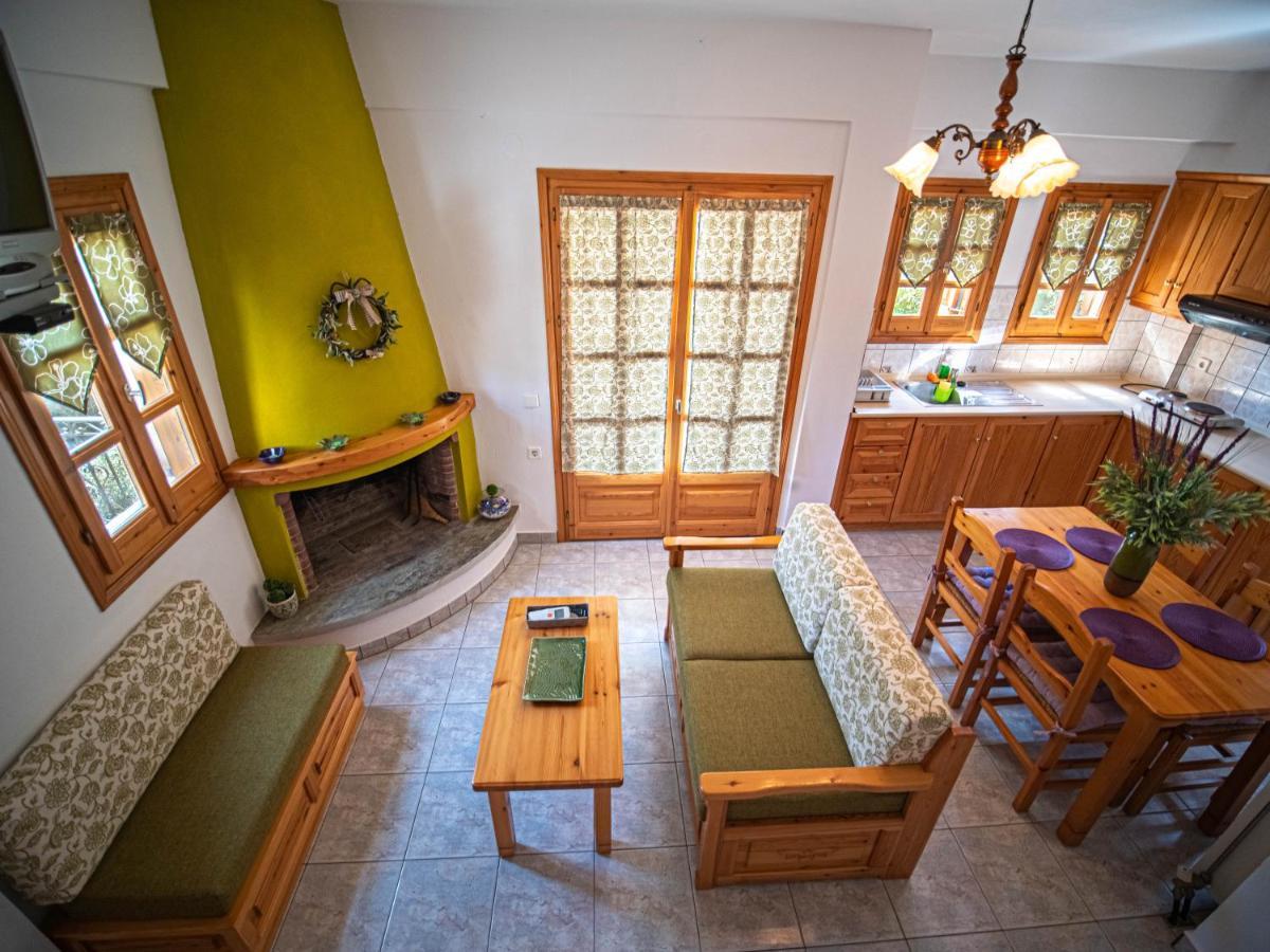 Olive House In Damouchari With A Sea View - Delicious Houses エクステリア 写真