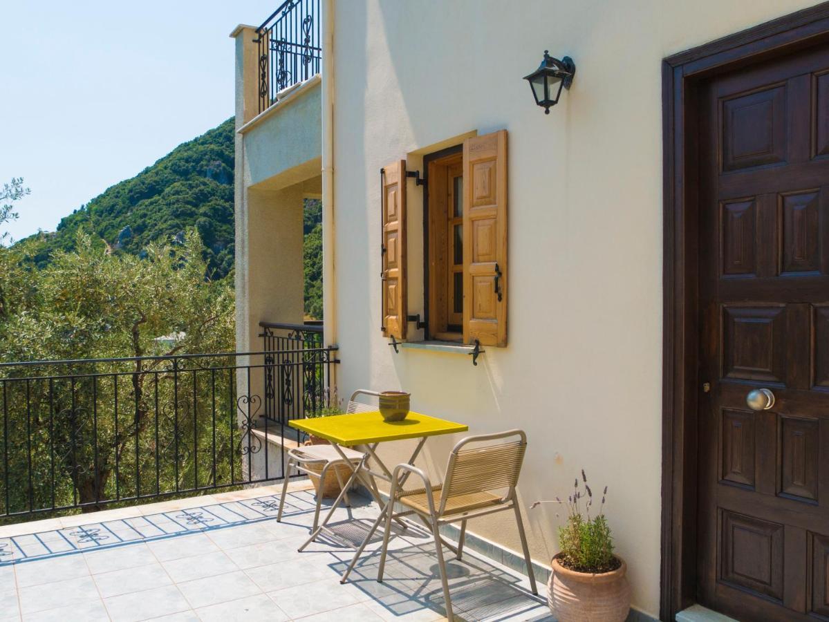 Olive House In Damouchari With A Sea View - Delicious Houses エクステリア 写真