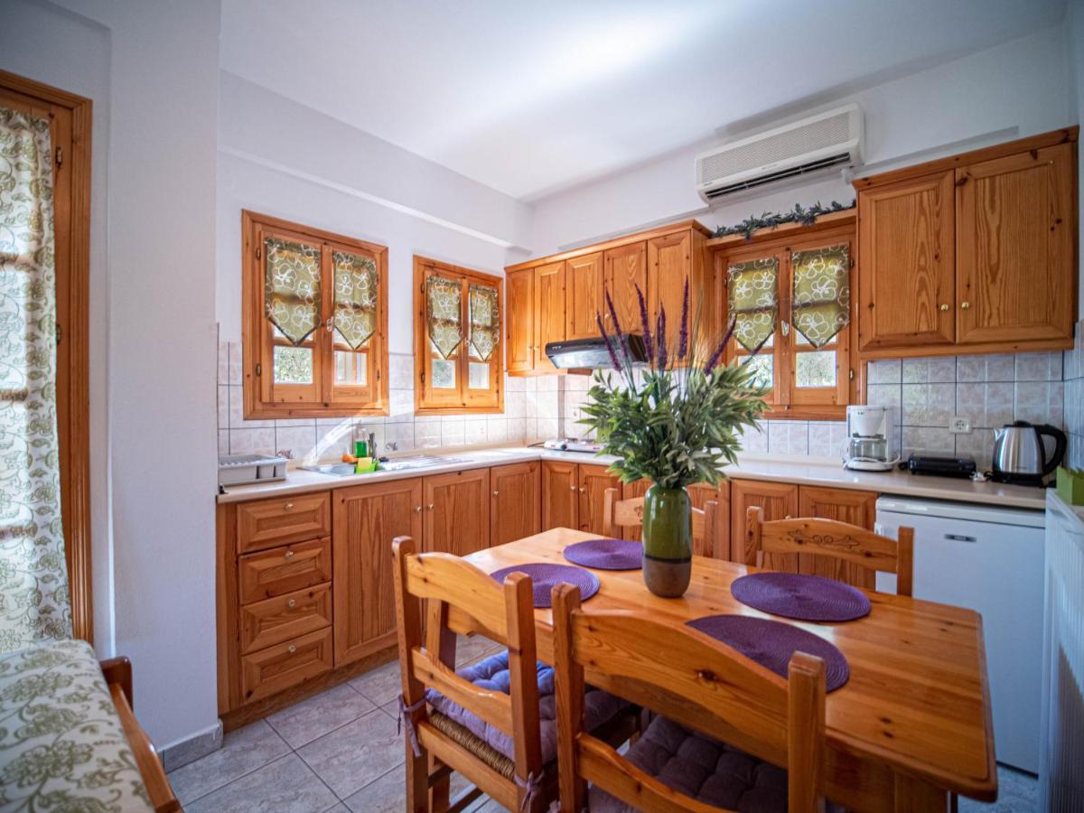 Olive House In Damouchari With A Sea View - Delicious Houses エクステリア 写真