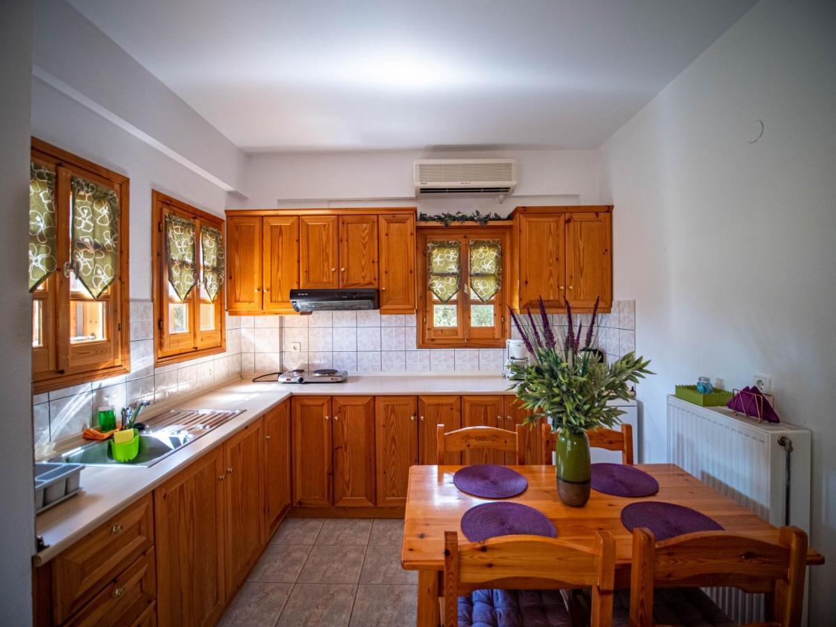 Olive House In Damouchari With A Sea View - Delicious Houses エクステリア 写真