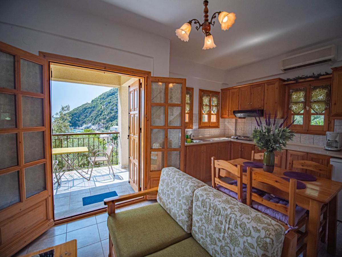 Olive House In Damouchari With A Sea View - Delicious Houses エクステリア 写真