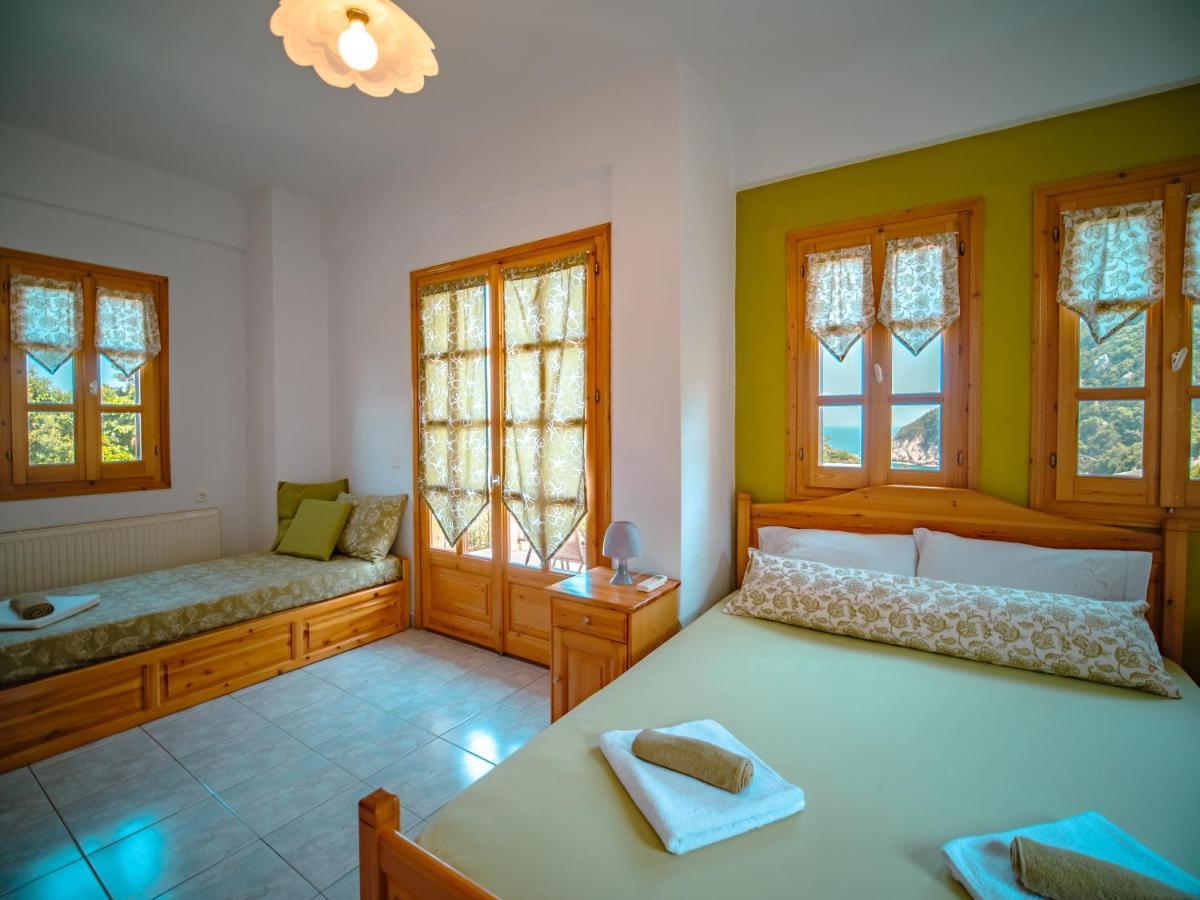 Olive House In Damouchari With A Sea View - Delicious Houses エクステリア 写真