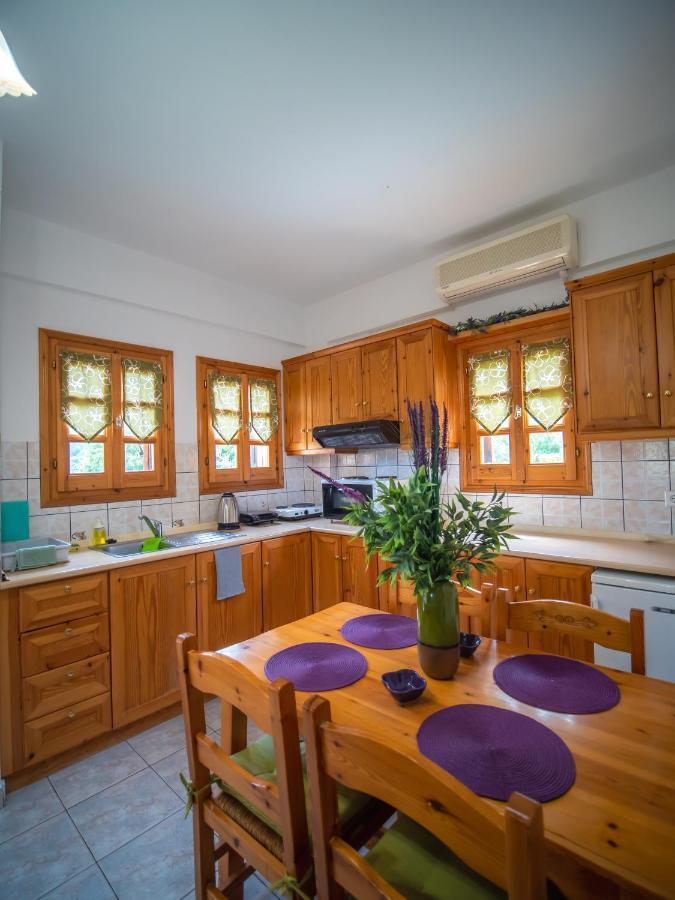 Olive House In Damouchari With A Sea View - Delicious Houses エクステリア 写真