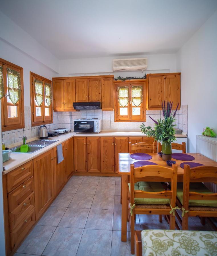 Olive House In Damouchari With A Sea View - Delicious Houses エクステリア 写真